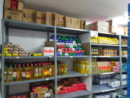 Recogida de alimentos y ayuda económica para el Comedor social Nazaret